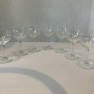 Vintage Princess House Heritage Pattern Floral Etched Crystal Champagne /cordial/cocktail glasses set of 7