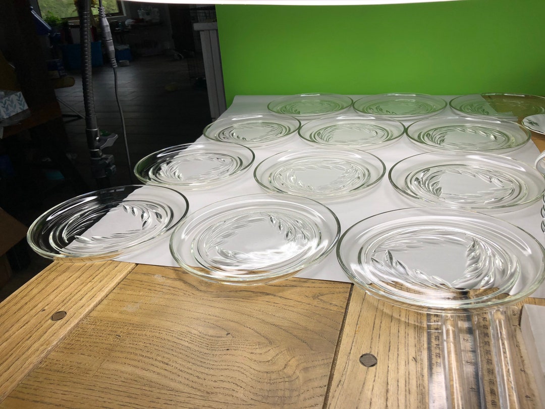 Vintage Clear Glass Luncheon Salad Plates With Olive Branch