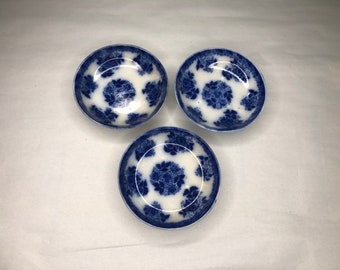 Vintage Liberia’s Prussia flow blue bowls set of 3