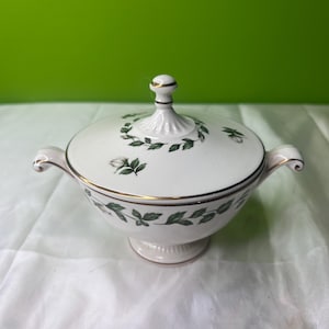 Vintage Superior Hall China Cameo Rose Sugar Bowl w/ Lid ~ Beautiful Green and White Rose Design ~ Double Handled