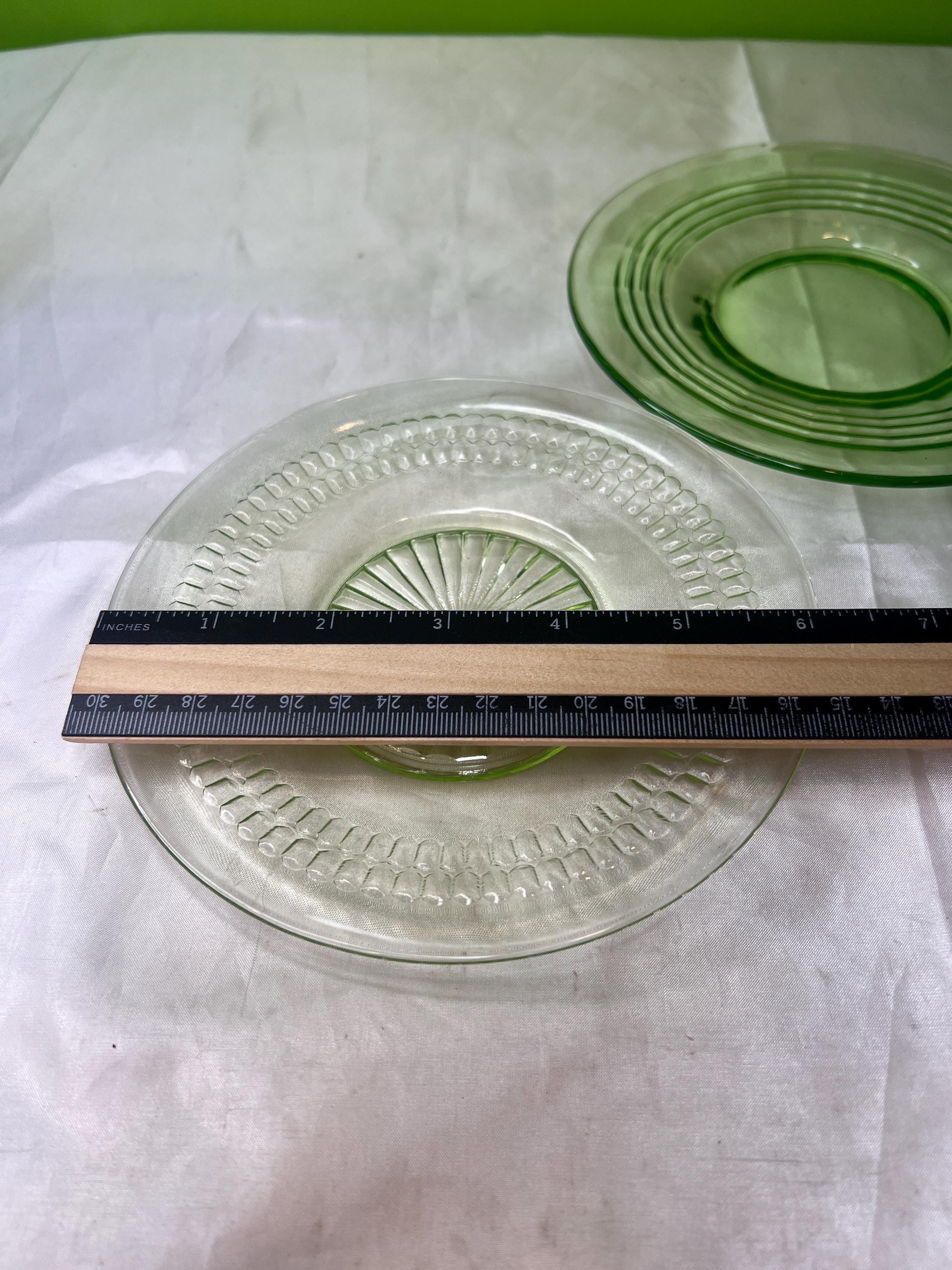 ヴィンテージ ウランガラス製小皿 - Etsy 日本