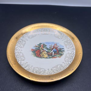 Vintage Crest-O-Gold SABIN Warranted 22K Gold 5” Plate with courting scene