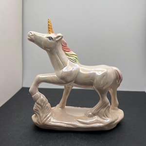Vintage Ceramic Unicorn Statue Figurine White Irridescent Glaze Rainbow Mane Tail 6&quot;