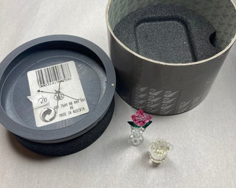 ヴィンテージ スワロフスキークリスタル サボテンの置物（黄色と赤の花