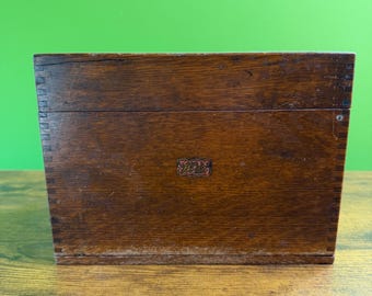 Vintage Weis Wooden Recipe Box - Solid Oak Dovetail Index Card