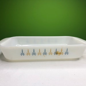 Vintage Anchor Hocking FireKing Ovenware Casserole Dish with Classic coloring and pattern