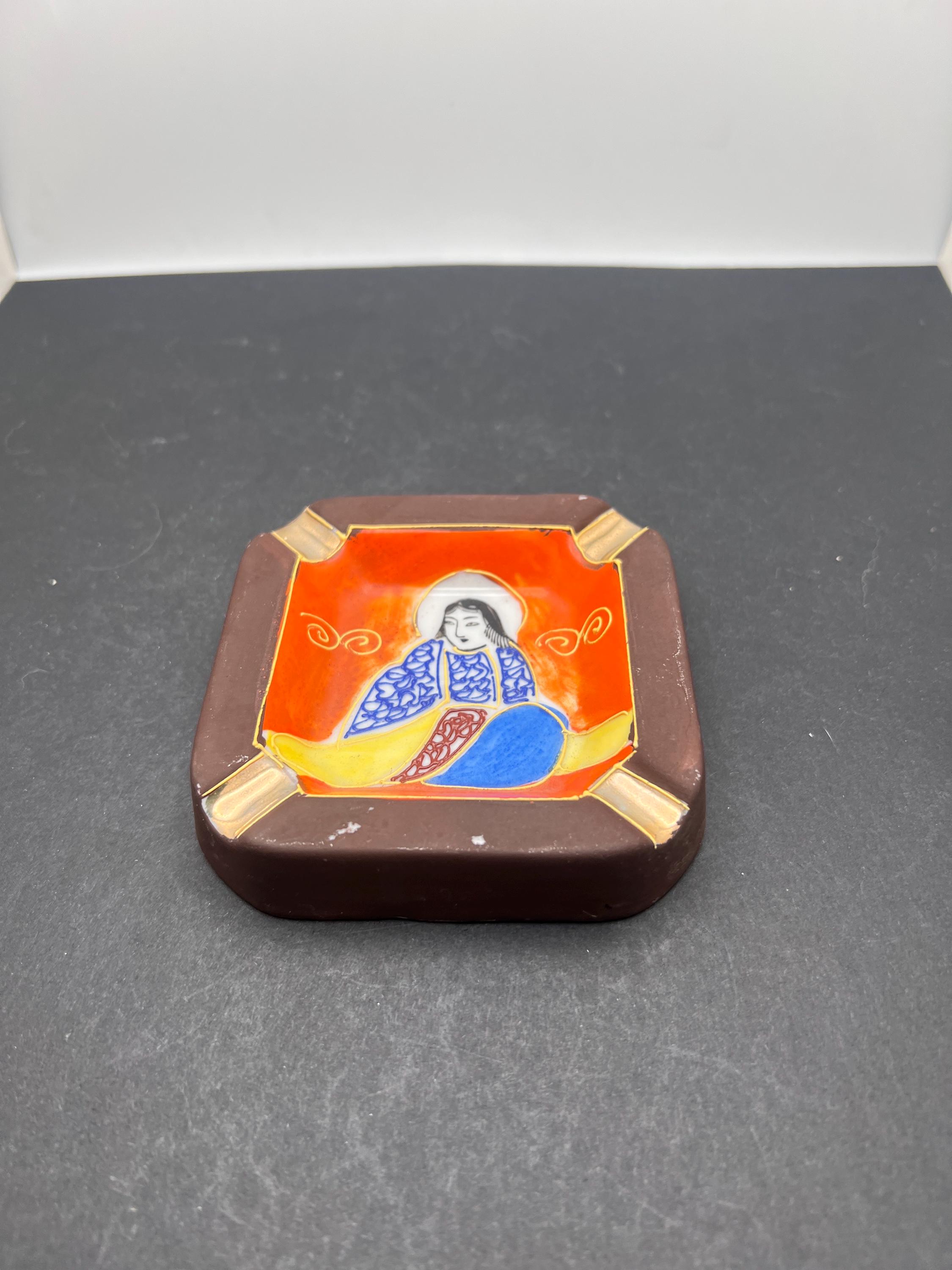 Vintage Hand Painted Asian Satsuma Moriage Japanese Porcelain
