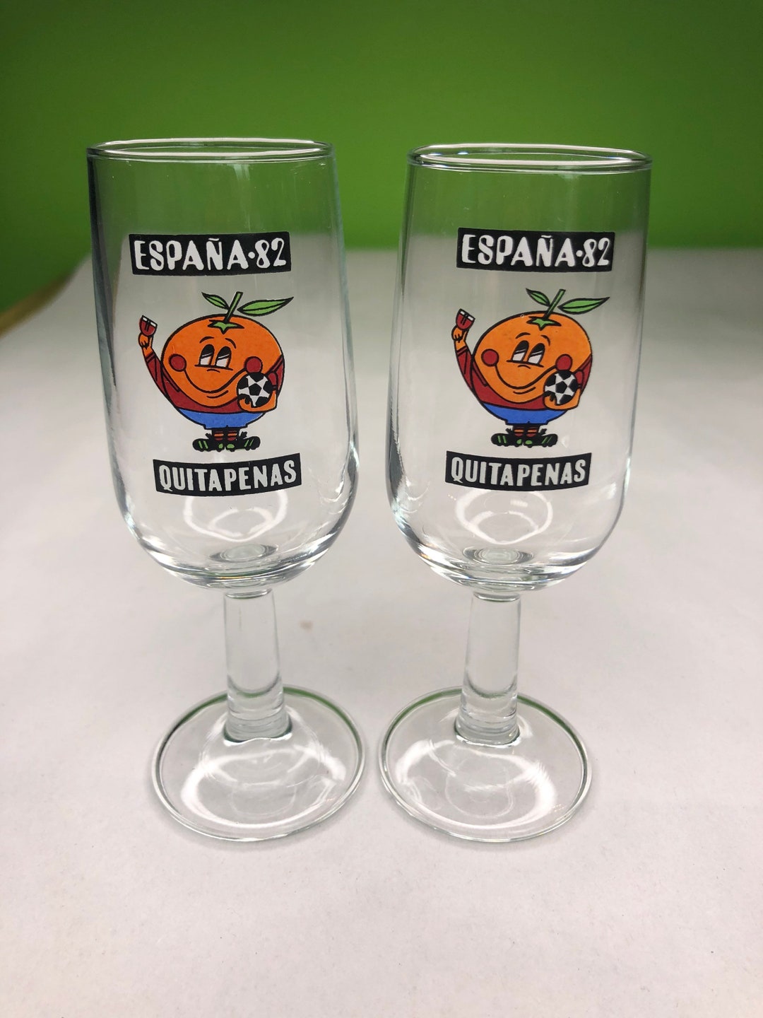 Vintage Espana 82 Quitapenas Tequila Shot Glass Set With