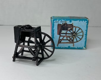 Vintage Die Cast Mini Knife Sharpener Pencil Sharpener