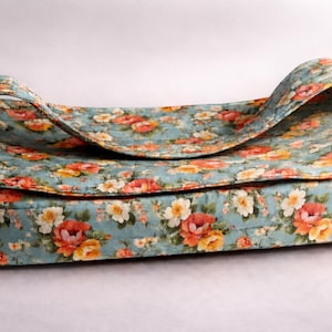 Vintage Floral Quilted Casserole Carrier for 13"x9" Dish, Insulated Potluck Bag