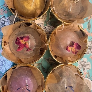 Artisan Tea Bombs: Rare Black Tea Infusions