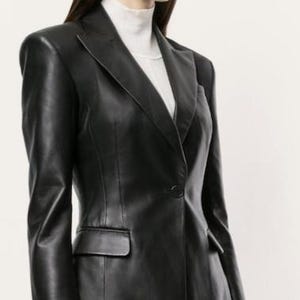 Customize women&#39;s leather blazer, black leather blazer women, black leather blazer, fitted blazer women, formal leather blazer women coat