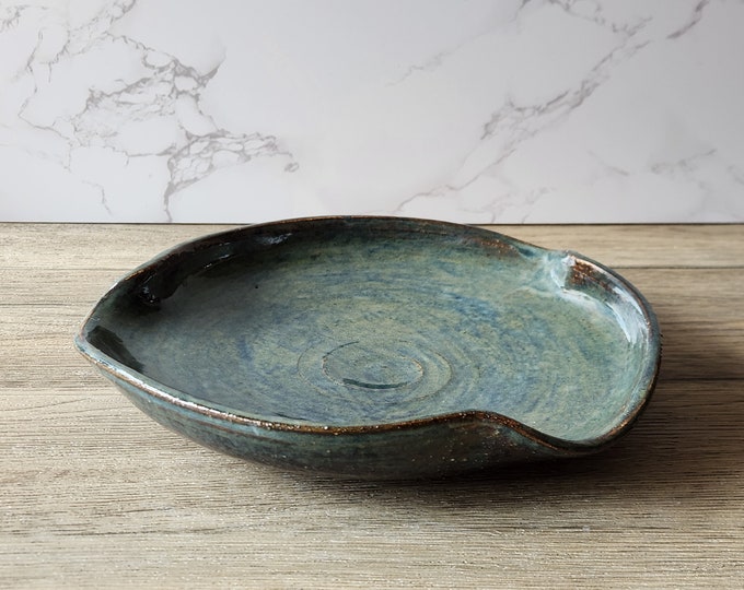 Handmade pottery Serving bowl - Medium ceramic shallow bowl with Tenmuku opal glaze - a unique gift - deep serving plate