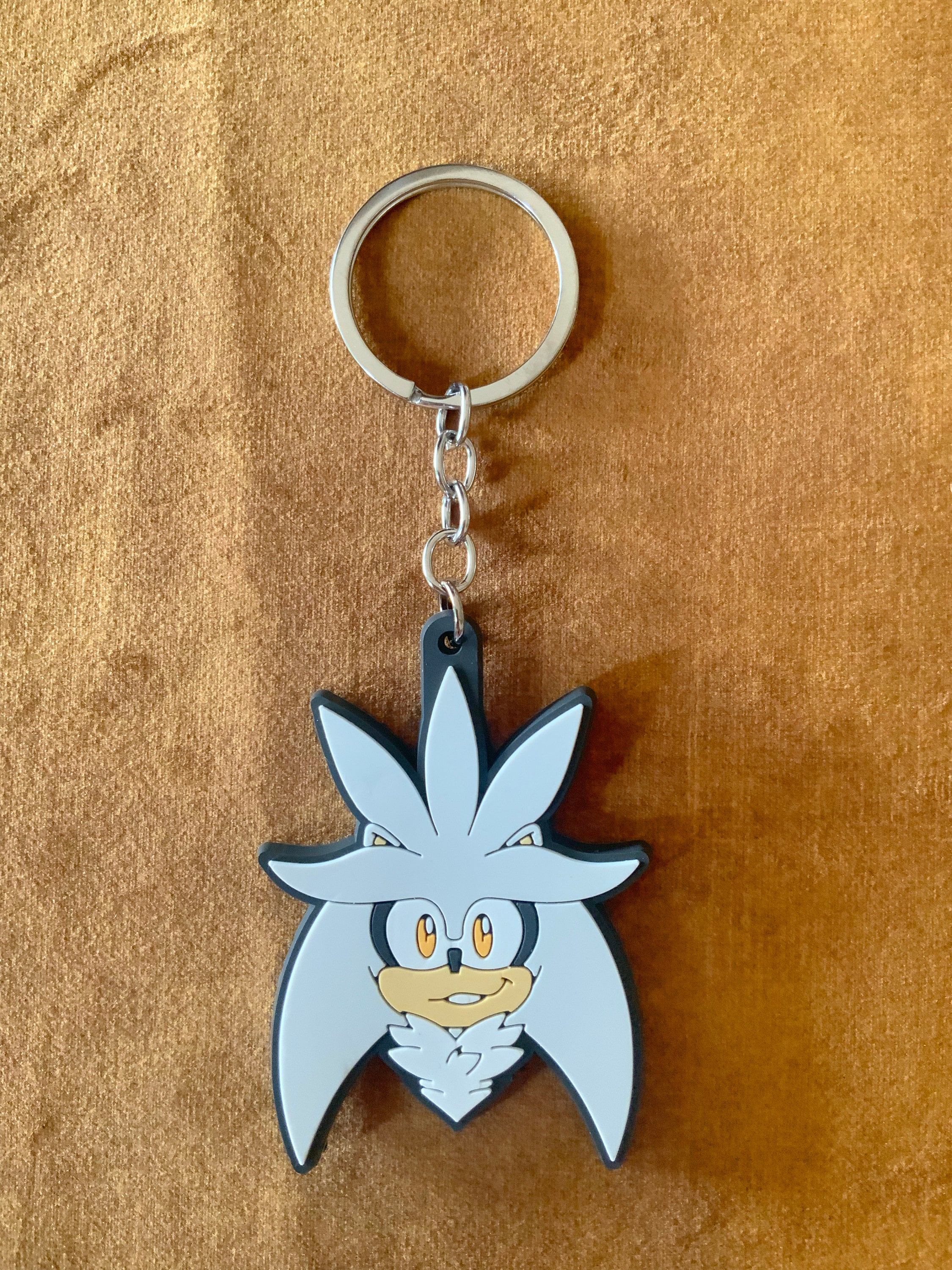 ソニック、シャドウ、シルバー・ザ・ヘッジホッグのラバーキーホルダー