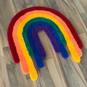 Dripping Rainbow rug - hand tufted