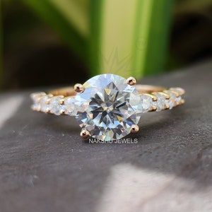 2 Ct Round Moissanite Engagement Ring: 14K Rose Gold Solitaire
