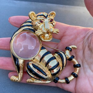 Not Vintage. Vintage style gold plated Tiger Clear Glass Jelly Belly Brooch Pin