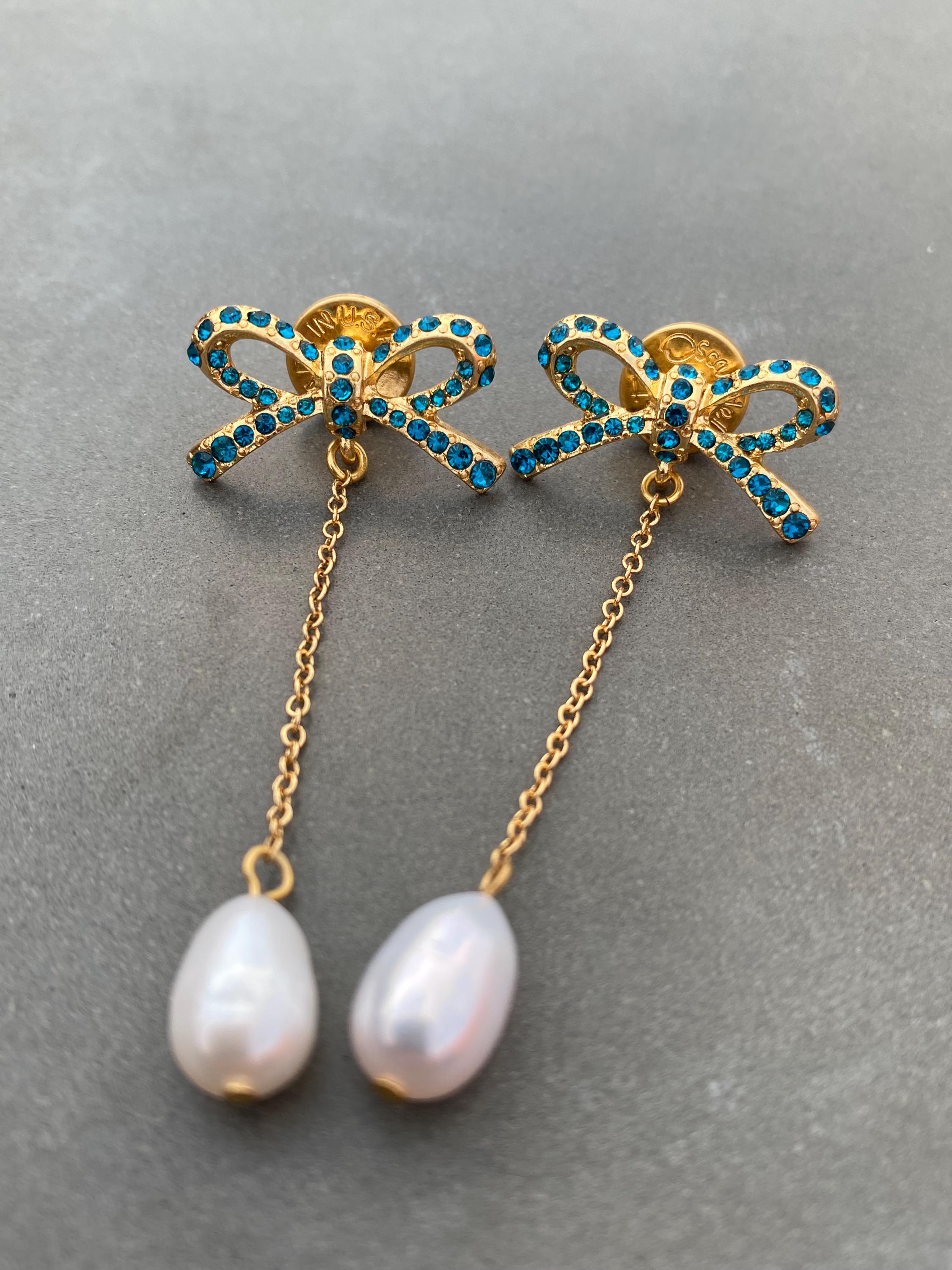 Boucles D'oreilles Oscar De La Renta - Fleurs Plaqué Or Avec Perles - Pendantes à Clous - Neuf Avec étiquettes