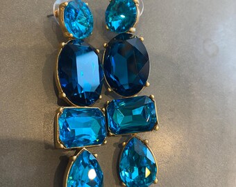 Boucles D'Oreilles OSCAR DE LA RENTA - Cœurs Avec Cristaux Rouges Et Roses - Clips En Or Jaune Plaqué
