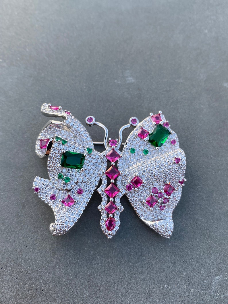 Broche Papillon Plaqué Or Rose 18K – Linda Collection – Mode Bijoux – Neuve