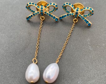Boucles D'oreilles à Clip Oscar De La Renta - Cristaux Verts Et Plaqué Or Jaune - Neuf Sans Emballage