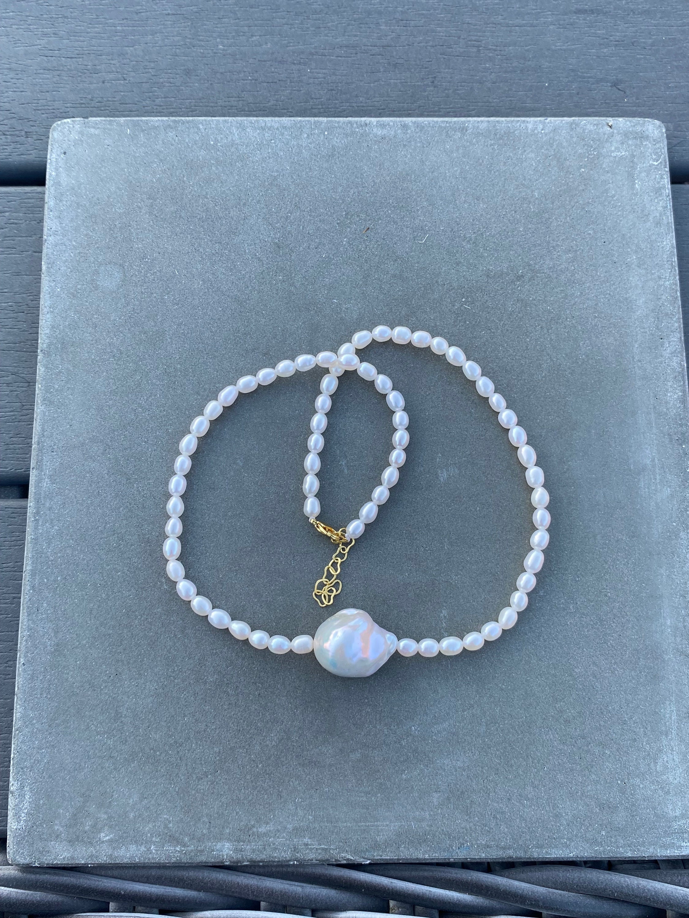 ブレスレット LESS IS MORE baby baroque pearl necklace Baroque Bébé - Silver, Peach, White Baby Baroque Pearl 3