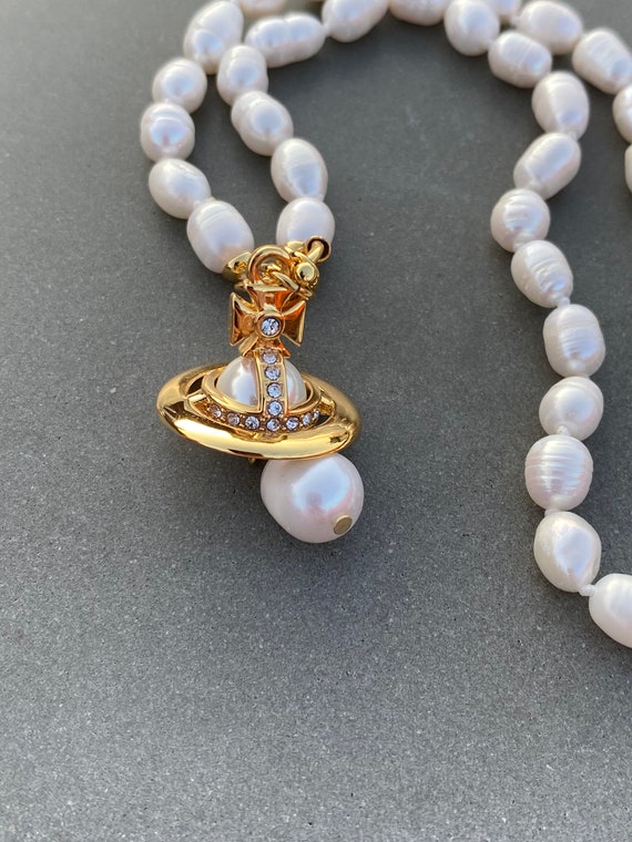 淡水ホワイトパールのゴールドメッキダングルチャームインスタ