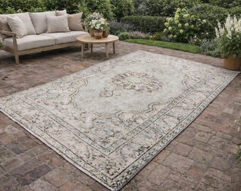 Vintage Turkish Oushak Rug, Beige Sage Green Medallion Area Rug (4.9x8.1)