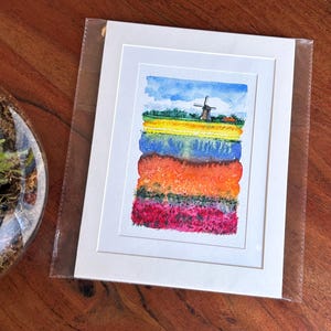 Aquarelle originale de champ de tulipes. 13 x 18 cm. 5 x 7 po.