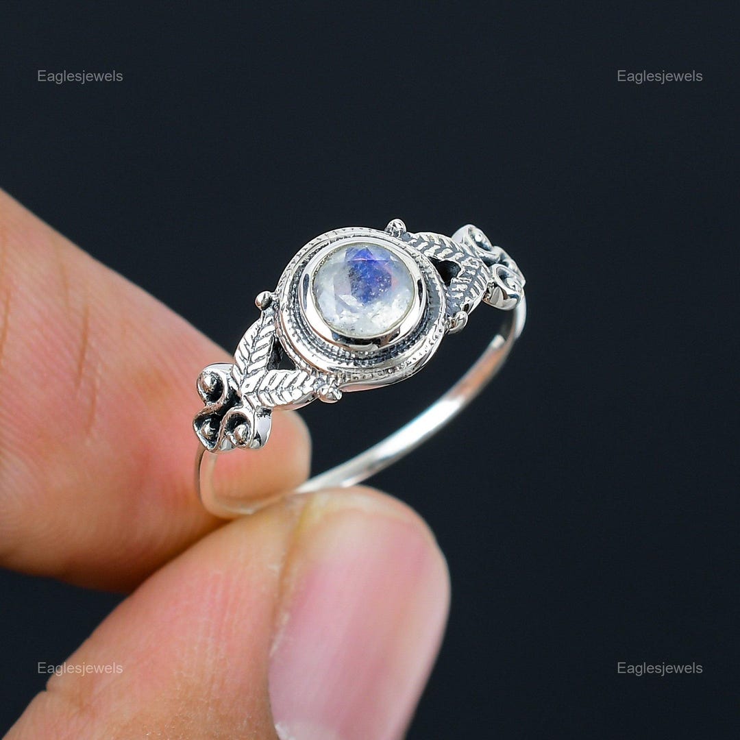 Valuable Rainbow Moonstone Ring, White Gemstone Ring, Statement Ring ...