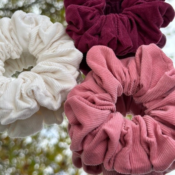 Cord scrunchie in pink/old rose | Handmade | Hair tie