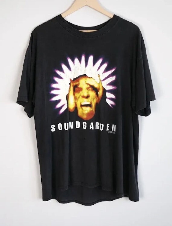 Soundgarden T Shirt Soundgarden Black Hole Sun T Shirt - Etsy
