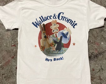 Wallace and Gromit He's Back 1989 T-Shirt, Wallace n Gromit Funny Graphic Shirt, He's Back shirt, Great Gift, Halloween Gift, Christmas Gift