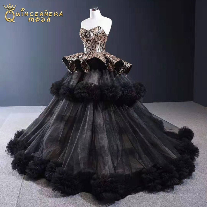 Black and gold 15 deals dress