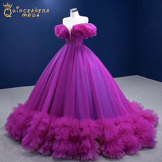 Vestido de Quincea era Rosa Oscuro Vestido de Quincea era Morado