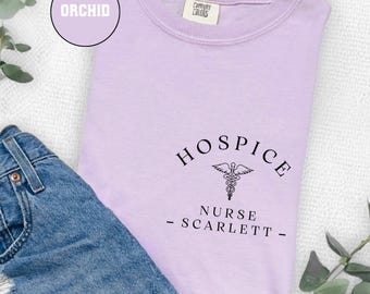 Camisa de enfermeira de cuidados paliativos, camiseta de enfermagem com nome personalizado e cores confortáveis, camisa para cuidador, presente de agradecimento para enfermeira elegante, enfermeira de cuidados paliativos, E323
