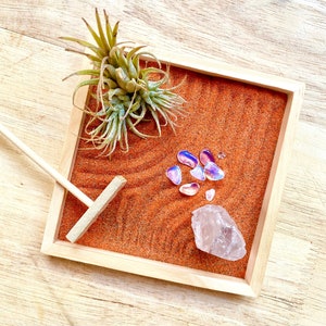 Zen Garden Kit - The Mini Aussie - Tolle Geschenkidee | Schreibtisch Zubehör | Fidget Dekor | Roter Sand Quarz Australische Landschaft