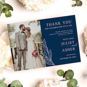 Plantilla imprimible de tarjeta de agradecimiento de foto de boda azul boho, foto de tarjeta de agradecimiento azul marino rústico, tarjeta de agradecimiento de boda editable 5x7 #NAVY
