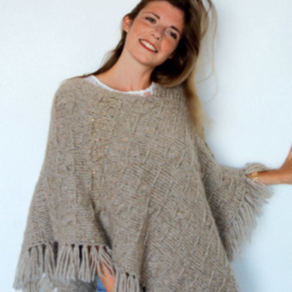 Knitting instructions: Poncho "DELUXE" | natural color | for advanced beginners | pdf download | by c-est-la-silvie