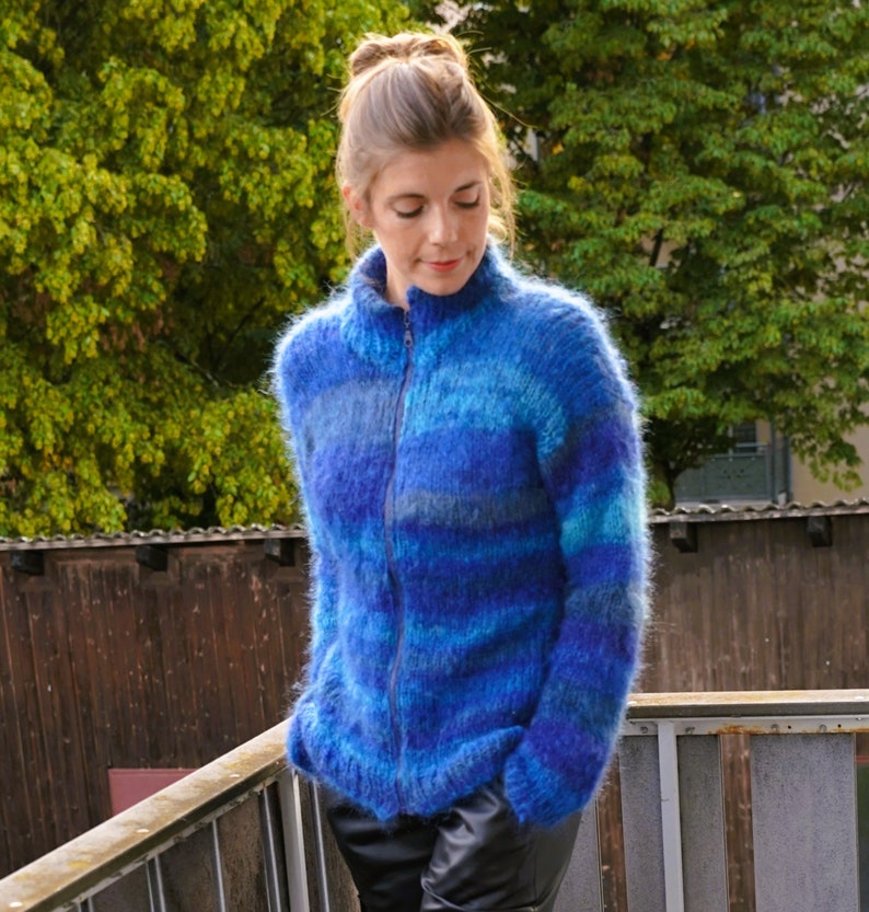 Pattern: Cardigan "COZY" | 2 different designs - with or without zipper| for beginners | pattern in english | with video in german image 2