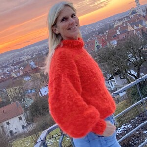 Stickinstruktioner: Stor mohairtröja "VERTINA" | rödmelerad | för nybörjare | med video | Tyska bild 6