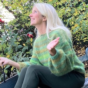 Knitting instructions: Oversized mohair sweater &quot;VERTINA&quot; | mottled green | for beginners | with video | German