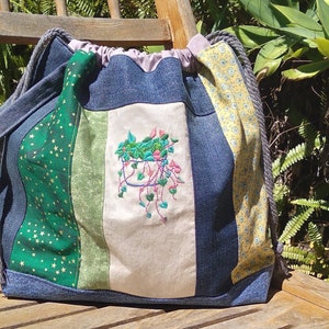 Bolso con cordón de planta colgante