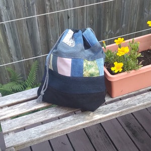 Bolso pequeño con cordón