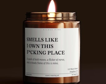 Divertido regalo de inauguración de casa: vela con aroma a "Soy el dueño de este maldito lugar".