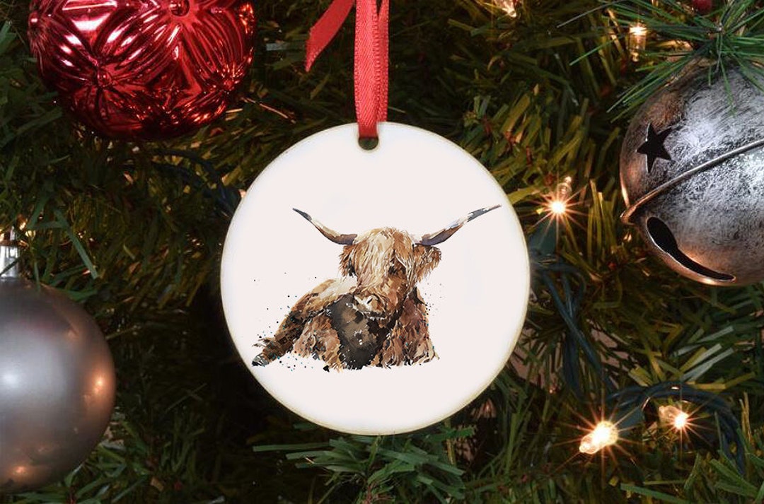 Highland Cow I Ceramic Circle Tree Decoration.highland Cow Xmas Tree Decoration,highland Cow