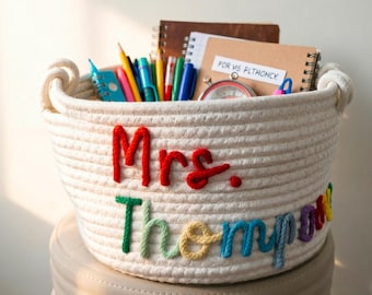 Gepersonaliseerde leraar waarderingscadeau, aangepaste lerarenmand, eindejaarscadeau leraar, bedankje voor leraar, mandje met naam leraar