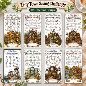 Puede incluir: Una colección de ocho tarjetas rectangulares de desafío de ahorro tituladas Tiny Town Saving Challenge, cada una con una ilustración de edificio única como una cabaña, oficina de correos o faro con iconos de ahorro numerados.