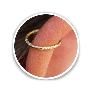 14K Gold Filled Helix Piercing Ear Ring - Cartilage Earring Hoop Hammered - cartilage earring