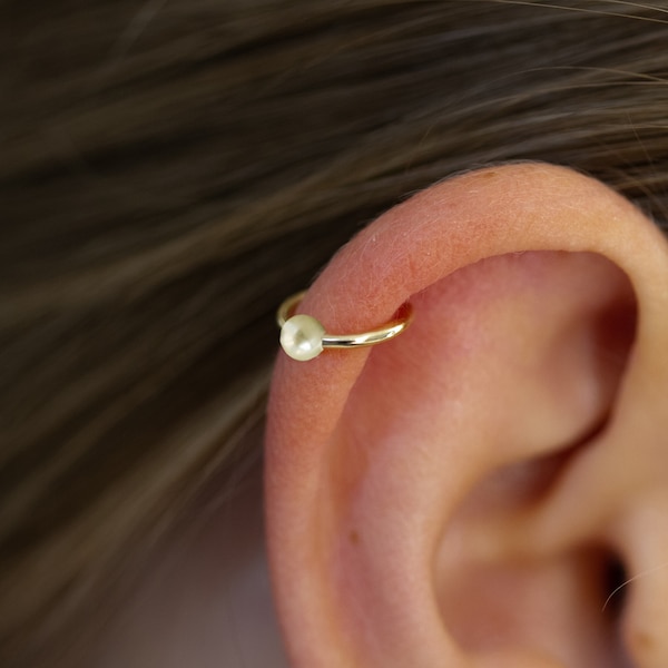 Tiny Gold Hoop Earring- 20G Pearl Cartilage Earring - 8mm Gold Filled Helix Hoop Earring